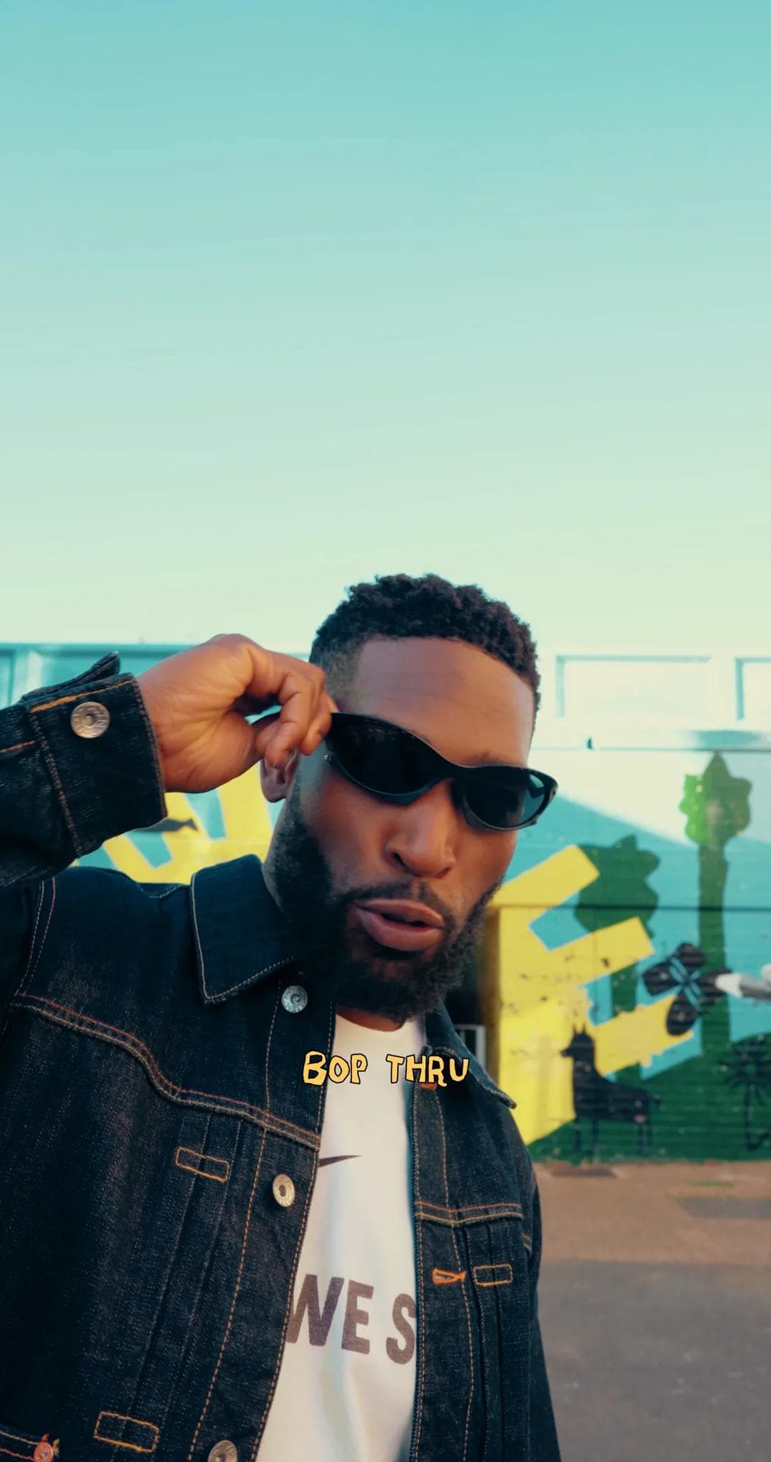 Tinie — Cut Scene 2.00 00 02 12.Still002